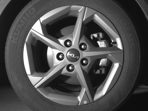 Used 2025 Kia K4 FWD image 13