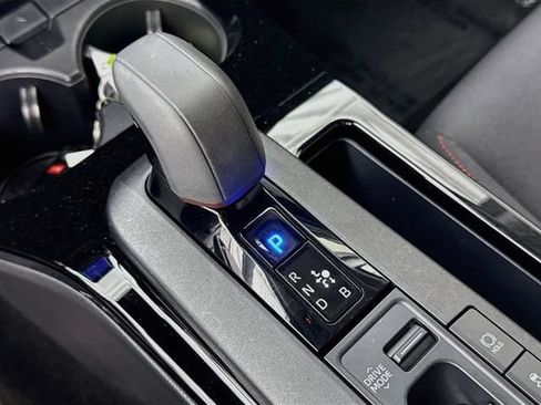Certified 2025 Toyota Prius Plug-In Hybrid FWD image 18