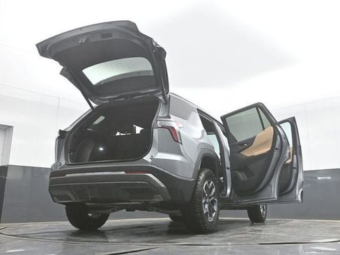 New 2026 Chevrolet Equinox ACTIV w/ Convenience Package III FWD image 53