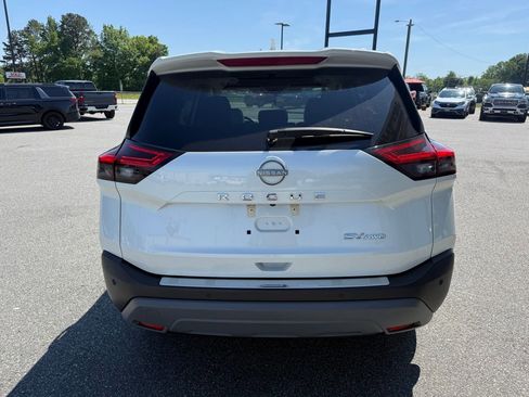 Used 2023 Nissan Rogue SV w/ SV Premium B Package AWD/4WD image 7