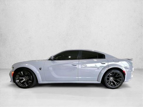 Used 2022 Dodge Charger SRT Hellcat w/ Harman/Kardon Audio Group RWD image 6