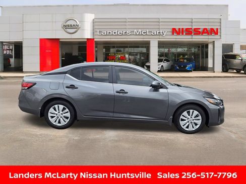 Used 2025 Nissan Sentra S FWD image 2