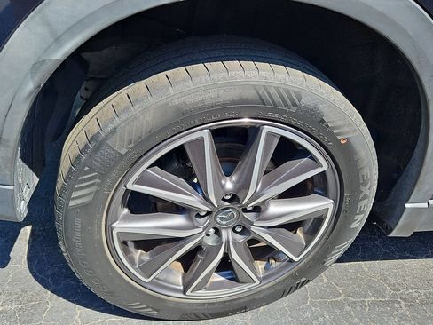 Used 2018 MAZDA CX-5 Touring w/ Preferred Equipment Package FWD image 7