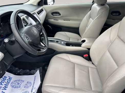 Used 2018 Honda HR-V EX-L image 9