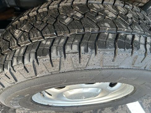 Used 2023 Ford F150 XL w/ Trailer Tow Package image 4