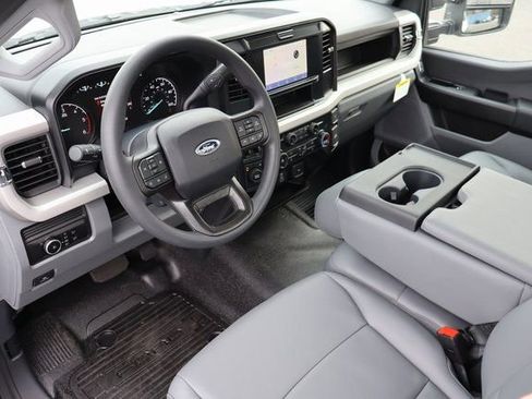 New 2026 Ford F550 4x4 Regular Cab Super Duty image 5