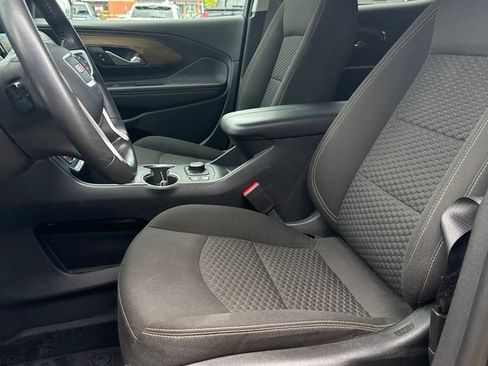 Used 2019 GMC Terrain SLE w/ Driver Convenience Package AWD/4WD image 17