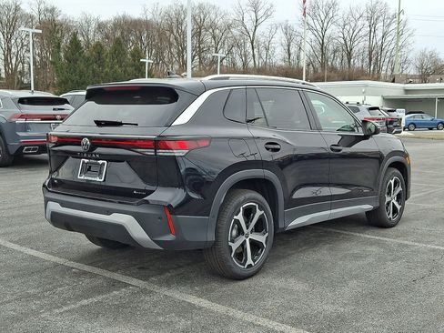 New 2026 Volkswagen Tiguan SE AWD/4WD image 5