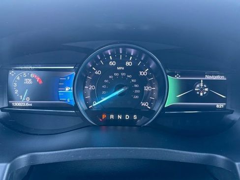 Used 2019 Ford Explorer XLT w/ Equipment Group 201A image 25