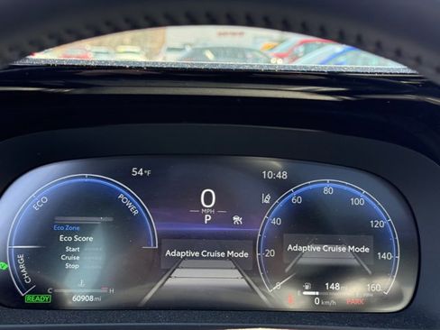 Used 2023 Toyota Crown Limited w/ Advanced Technology Package image 32