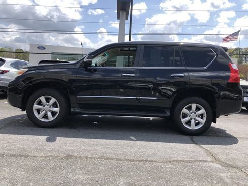 Used 2011 Lexus GX 460 Premium image 2