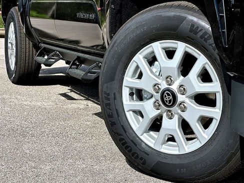 New 2026 Toyota Tacoma SR5 image 2