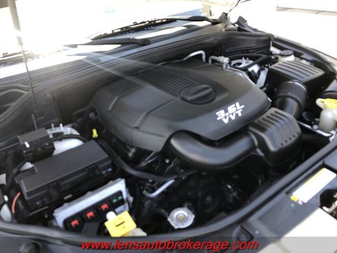 Used 2012 Dodge Durango SXT RWD image 26