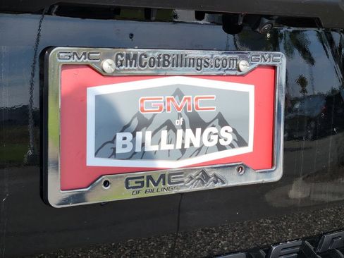 Used 2025 Toyota 4Runner SR5 AWD/4WD image 38
