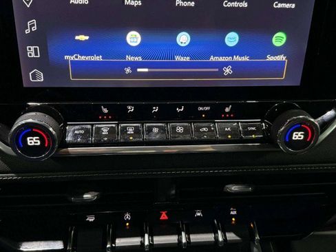 Used 2024 Chevrolet Colorado LT w/ LT Convenience Package II image 50