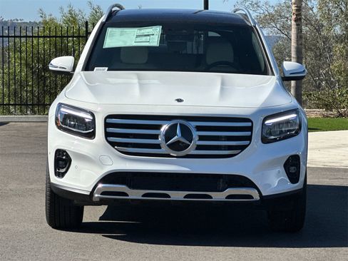 New 2026 Mercedes-Benz GLB 250 image 8