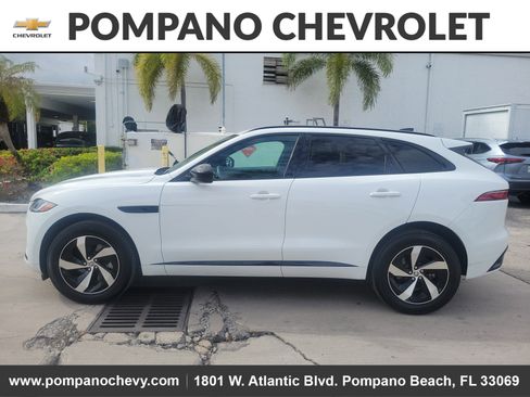 Used 2025 Jaguar F-PACE R-Dynamic S image 6