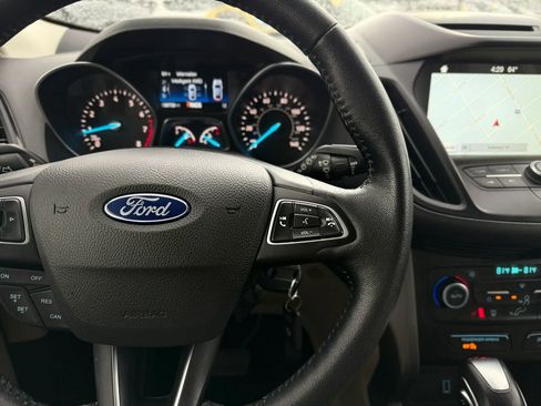 Used 2018 Ford Escape SEL AWD/4WD image 29