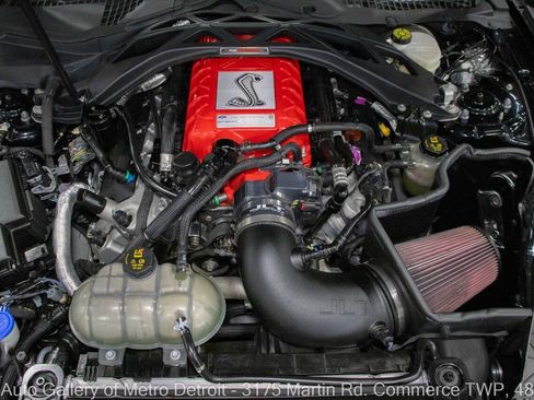 Used 2020 Ford Mustang Shelby GT500 w/ Carbon Fiber Track Pack RWD image 19