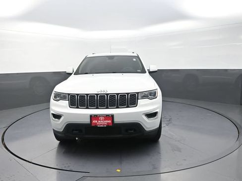 Used 2019 Jeep Grand Cherokee Laredo AWD/4WD image 33