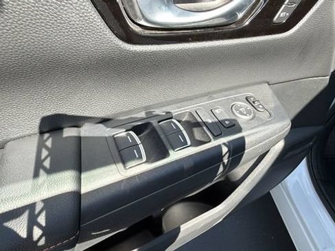 Used 2025 Honda CR-V Sport Touring image 21