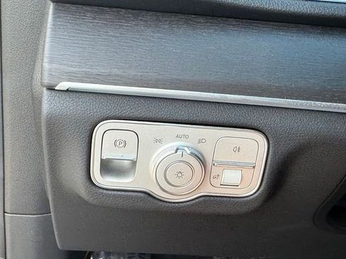 Certified 2026 Mercedes-Benz GLE 350 4MATIC image 19
