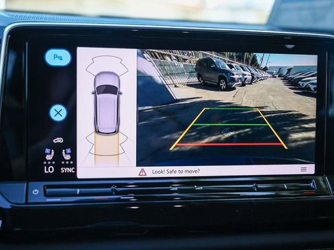 New 2026 Volkswagen Atlas SE image 35