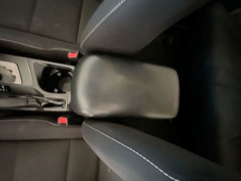 Used 2017 Toyota RAV4 XLE w/ Plus Special Value Package AWD/4WD image 20