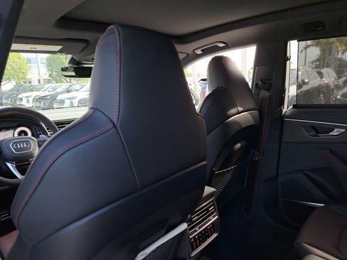 New 2026 Audi RS Q8 performance image 25