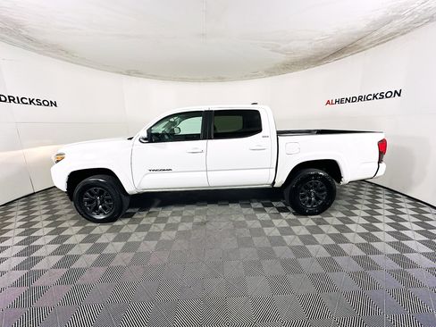 Used 2023 Toyota Tacoma SR image 6