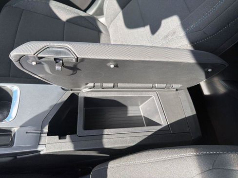 New 2026 Chevrolet Equinox EV LT FWD image 14