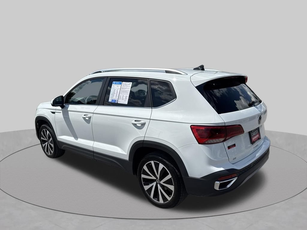 Certified 2023 Volkswagen Taos SE FWD image 6