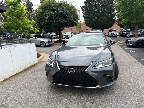 Used 2022 Lexus ES 350 F Sport w/ Accessory Package 2 FWD image 4