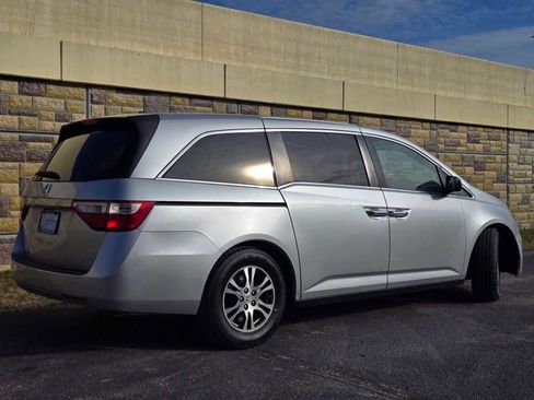 Used 2012 Honda Odyssey EX-L image 9
