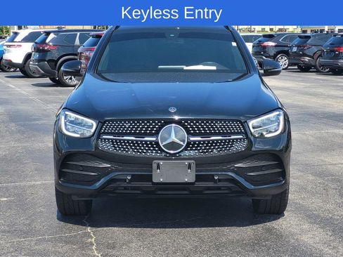 Used 2021 Mercedes-Benz GLC 300 image 2