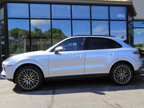 Used 2019 Porsche Cayenne AWD/4WD image 8