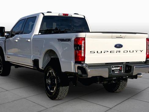 Used 2026 Ford F250 Lariat w/ Tremor Off-Road Package image 12