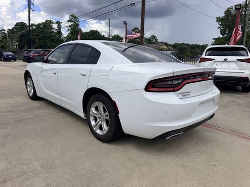 Used 2022 Dodge Charger SXT RWD image 5