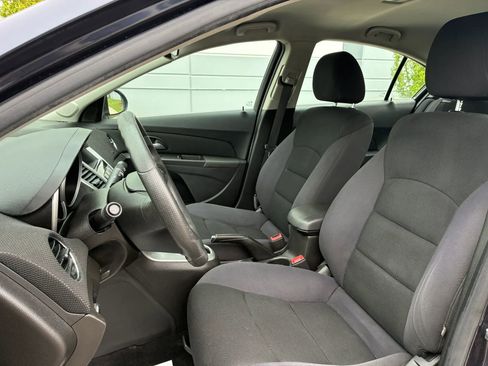 Used 2015 Chevrolet Cruze LT FWD image 10