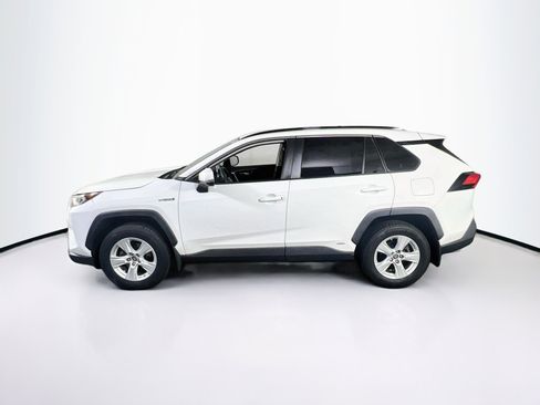 Used 2019 Toyota RAV4 XLE w/ Convenience Package image 8