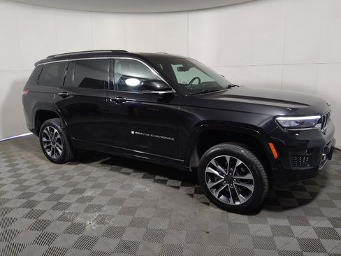 Used 2021 Jeep Grand Cherokee L Overland w/ Luxury Tech Group IV AWD/4WD image 11