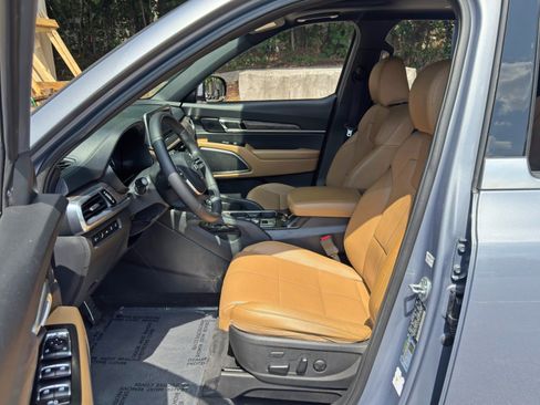 Used 2021 Kia Telluride SX w/ Towing Package FWD image 16