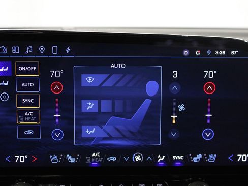 Used 2024 Chevrolet Blazer EV RS image 31