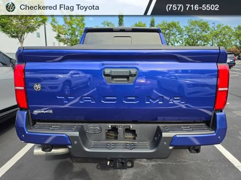 Used 2024 Toyota Tacoma SR5 AWD/4WD image 5