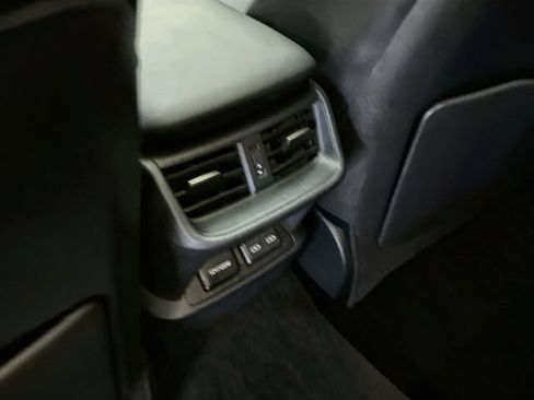 Used 2025 Lexus ES 300h w/ Premium Package FWD image 26