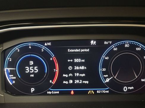 Used 2019 Volkswagen Jetta SEL w/ Cold Weather Package FWD image 13
