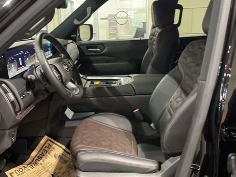 Used 2025 Nissan Armada Platinum image 2