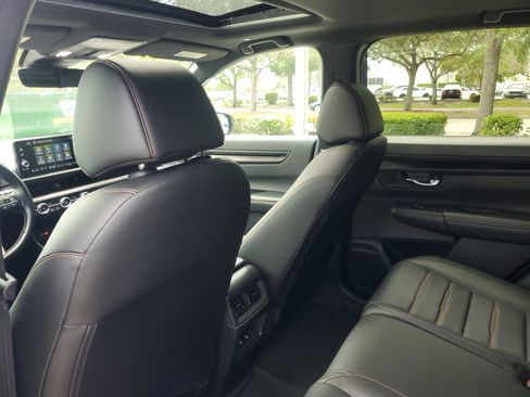 Used 2025 Honda CR-V Sport-L image 13