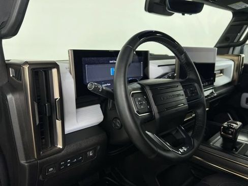Used 2025 GMC Hummer EV 3X w/ Extreme Off-Road Package AWD/4WD image 10