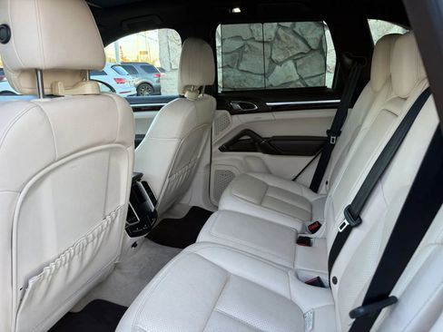 Used 2015 Porsche Cayenne S w/ Premium Plus Package image 9